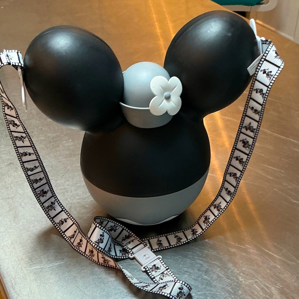 Disneyland Resort Steamboat Minnie 🎈 AP merch.Popcorn bucket